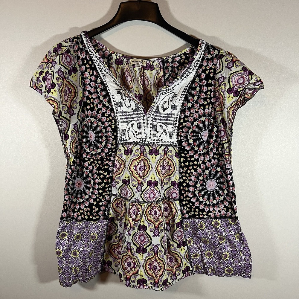 One World Top Women 1X Multicolor Boho Embroidered V-Neck Cap Sleeve Paisley